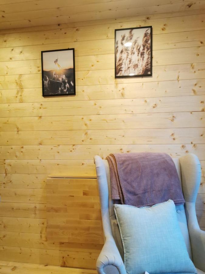 Treehome Tinyhouse Střítež 외부 사진