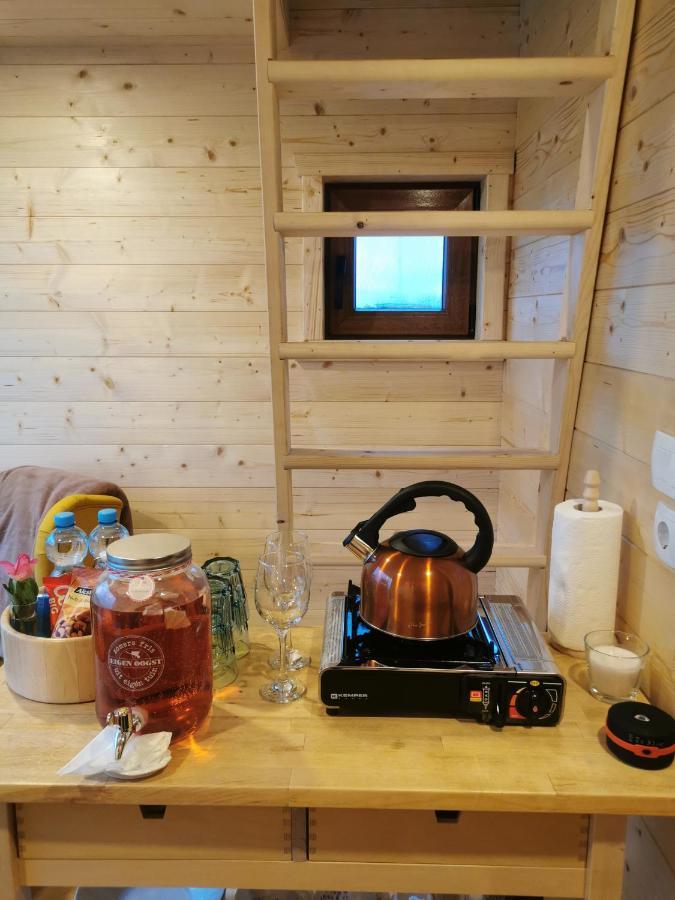 Treehome Tinyhouse Střítež 외부 사진