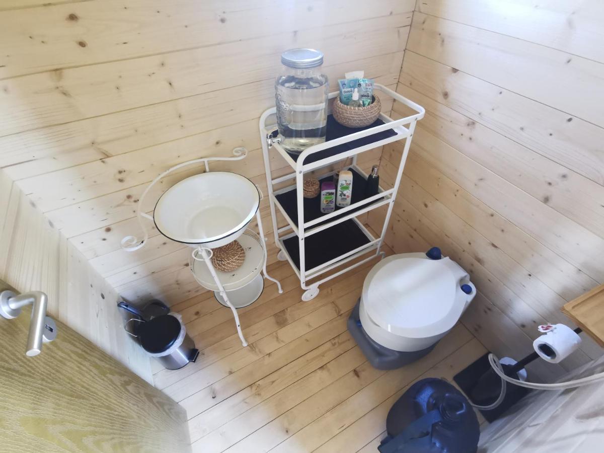 Treehome Tinyhouse Střítež 외부 사진